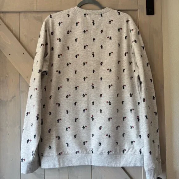 Eddie Bauer All over Sasquatch print mens Size M Tall EUC - Picture 2 of 7